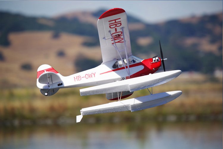 FMS J3 Cub V4 1400mm with Floats Reflex V2-Gyro PNP - Click Image to Close