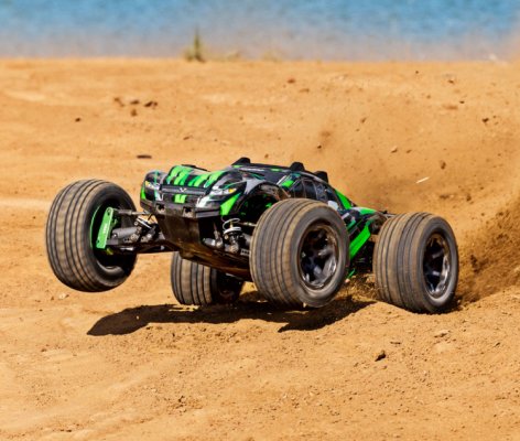 TRAXXAS Rustler 4x4 Ultimate VXL 1/10 RTR TQ Green