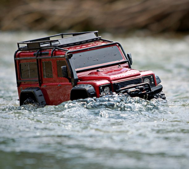 TRAXXAS TRX-4 Scale & Trail Crawler Land Rover Defender Red - Click Image to Close