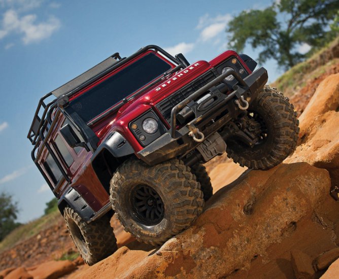 TRAXXAS TRX-4 Scale & Trail Crawler Land Rover Defender Red - Click Image to Close