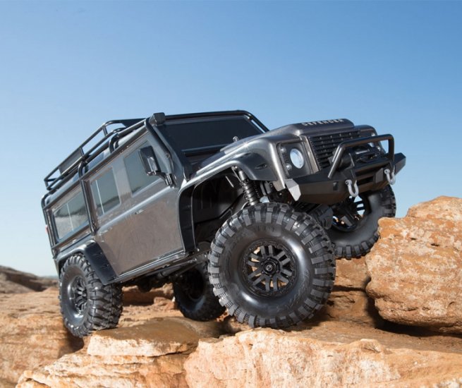 TRAXXAS TRX-4 Scale & Trail Crawler Land Rover Defender Silver - Click Image to Close