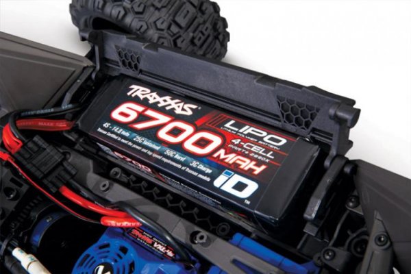 TRAXXAS MAXX with WideMAXX 4x4 1/10 RTR TQi TSM Blue