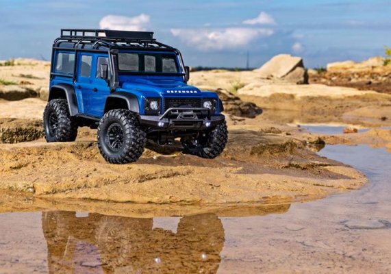 TRAXXAS TRX-4M 1/18 Land Rover Defender Crawler Blue RTR