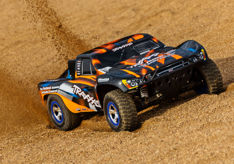 TRAXXAS Slash 2WD 1/10 RTR TQ Orange Clipless With Batt/Charger - Click Image to Close