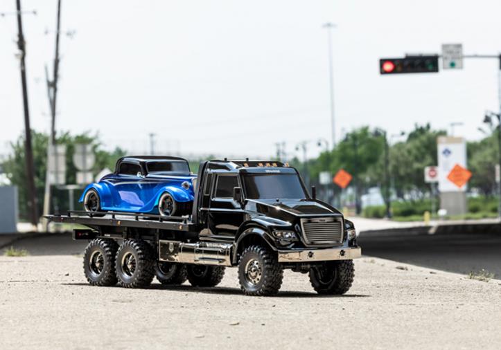 TRAXXAS TRX-6 Ultimate RC Hauler 6x6 TQi Black - Click Image to Close