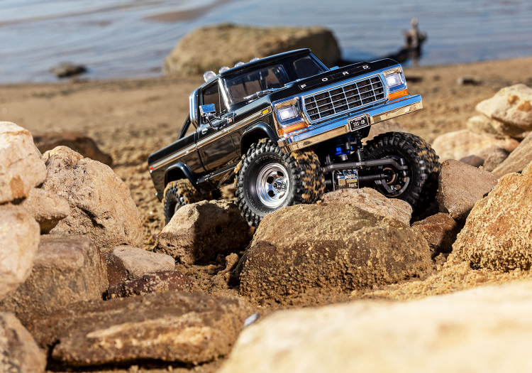 TRAXXAS TRX-4M Ford F-150 High Trail RTR Black - Πατήστε στην εικόνα για να κλείσει