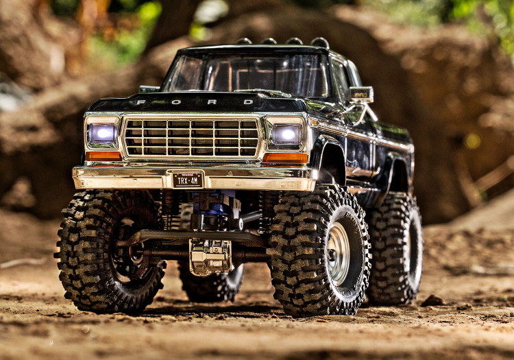 TRAXXAS TRX-4M Ford F-150 High Trail RTR Black - Πατήστε στην εικόνα για να κλείσει