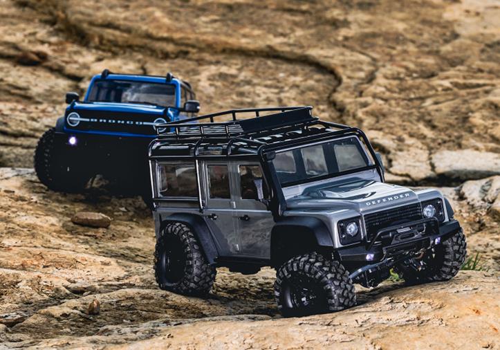 TRAXXAS TRX-4M 1/18 Land Rover Defender Crawler Red RTR - Click Image to Close