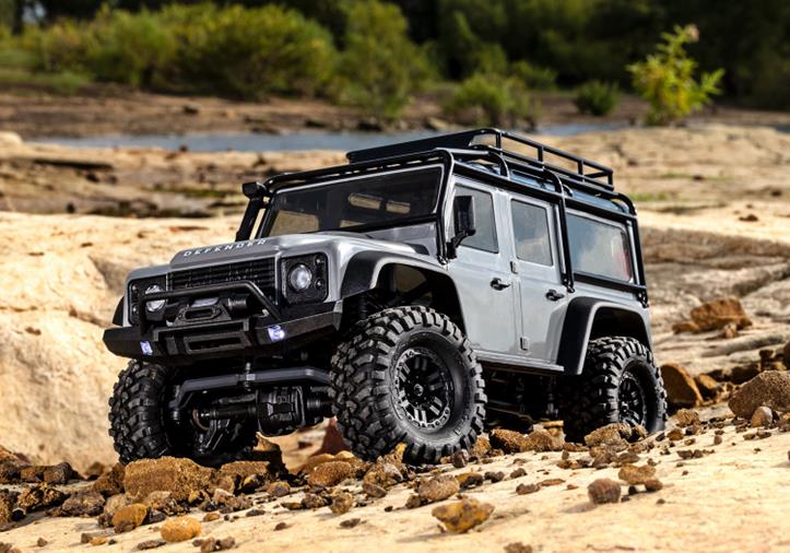 TRAXXAS TRX-4M 1/18 Land Rover Defender Crawler Silver RTR - Πατήστε στην εικόνα για να κλείσει